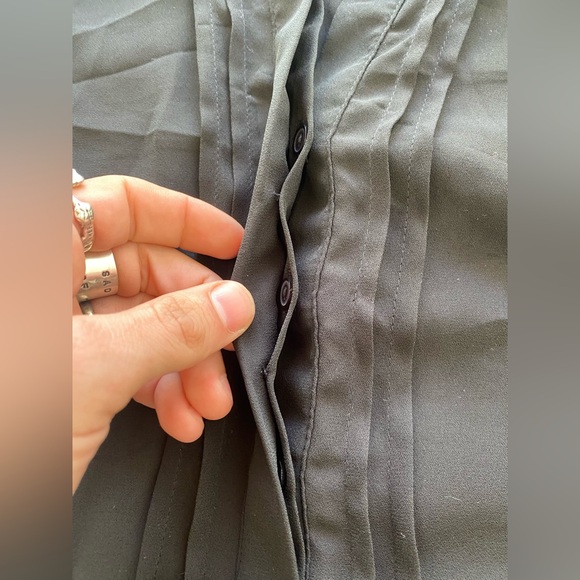 NWT Vince Camuto Sheer Black Buttoned Frilly Half Sleeve Blouse Business Casual - Picture 3 of 6